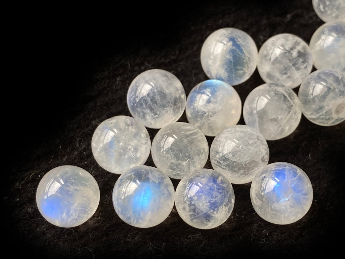 2PCS 8mm AAA Natural Blue white Moonstone undrilled round Sphere beads