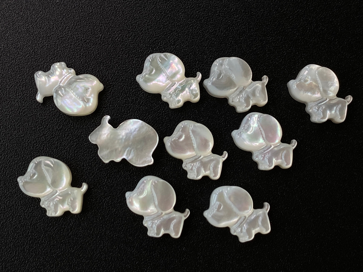 5pcs 12mm Natural white MOP little dog beads, mother of pearl dog
