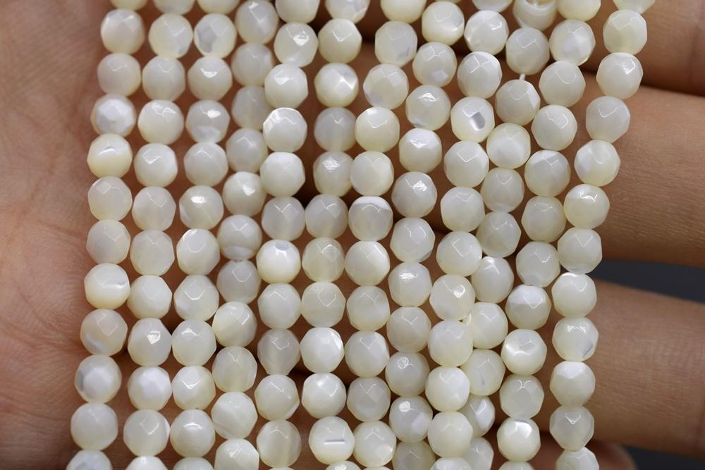 15.5“ 4mm Natural white MOP round faceted beads ,white mother of pearl