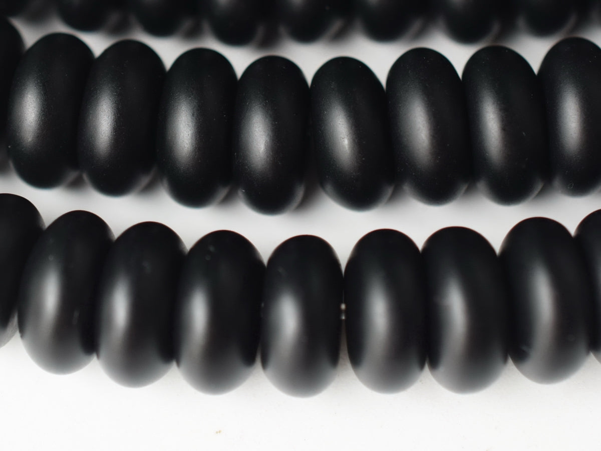 15.5" Matte/frosted black onyx/agate 4x8mm roundel beads, rondelle
