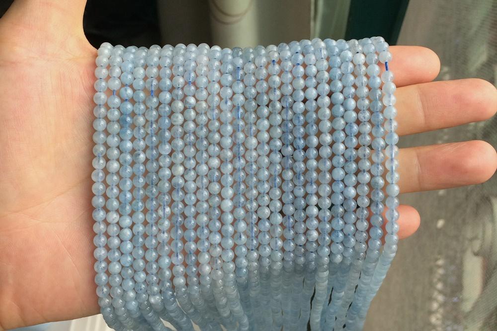15.5" 4mm A Natural Aquamarine round beads, milky light blue beads