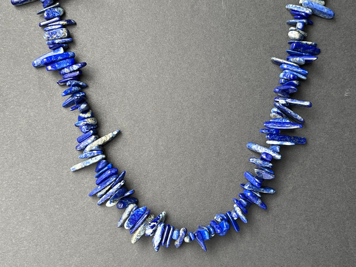 15.5" 11~22mm natural Lapis lazuli stone tooth chips beads, spike