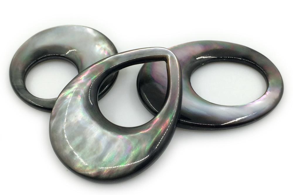 Natural black shell pendant 30mm, round/oval/teardrop pendant