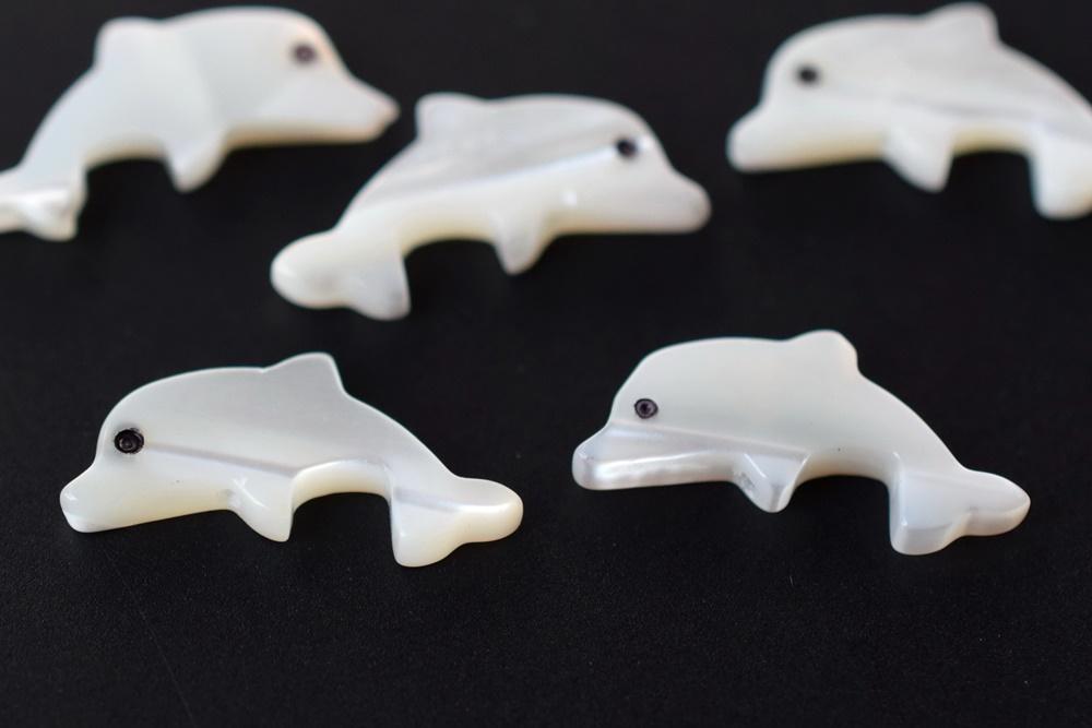 10PCS Natural white MOP Dolphin 7x14mm,mother of pearl dolphin,animal