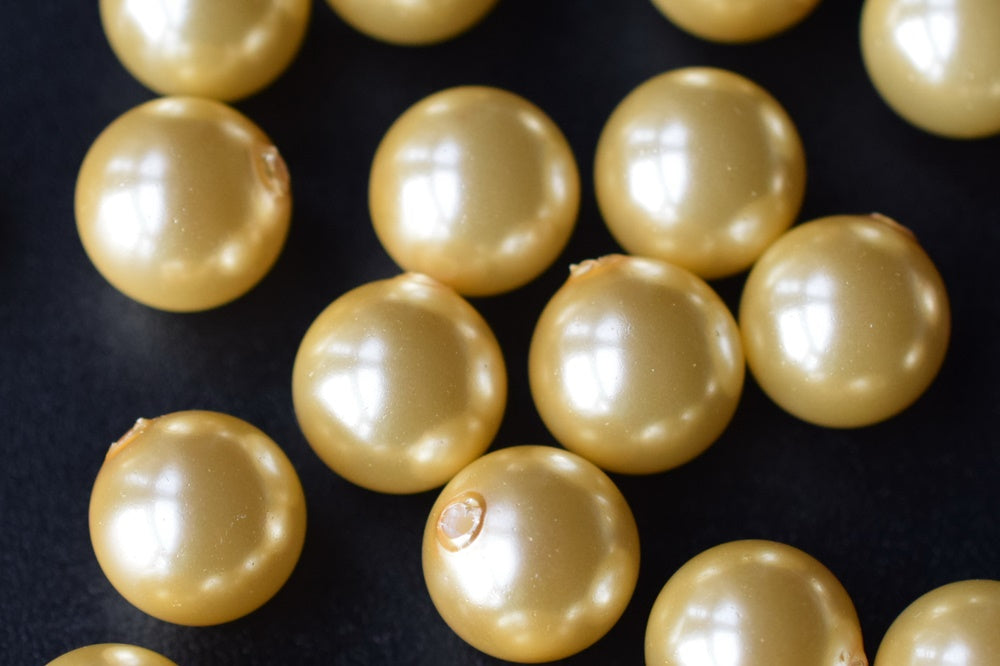 20PCS Half hole 8mm/10mm light yellow Shell pearl round beads ,shell core pearl,TYH8