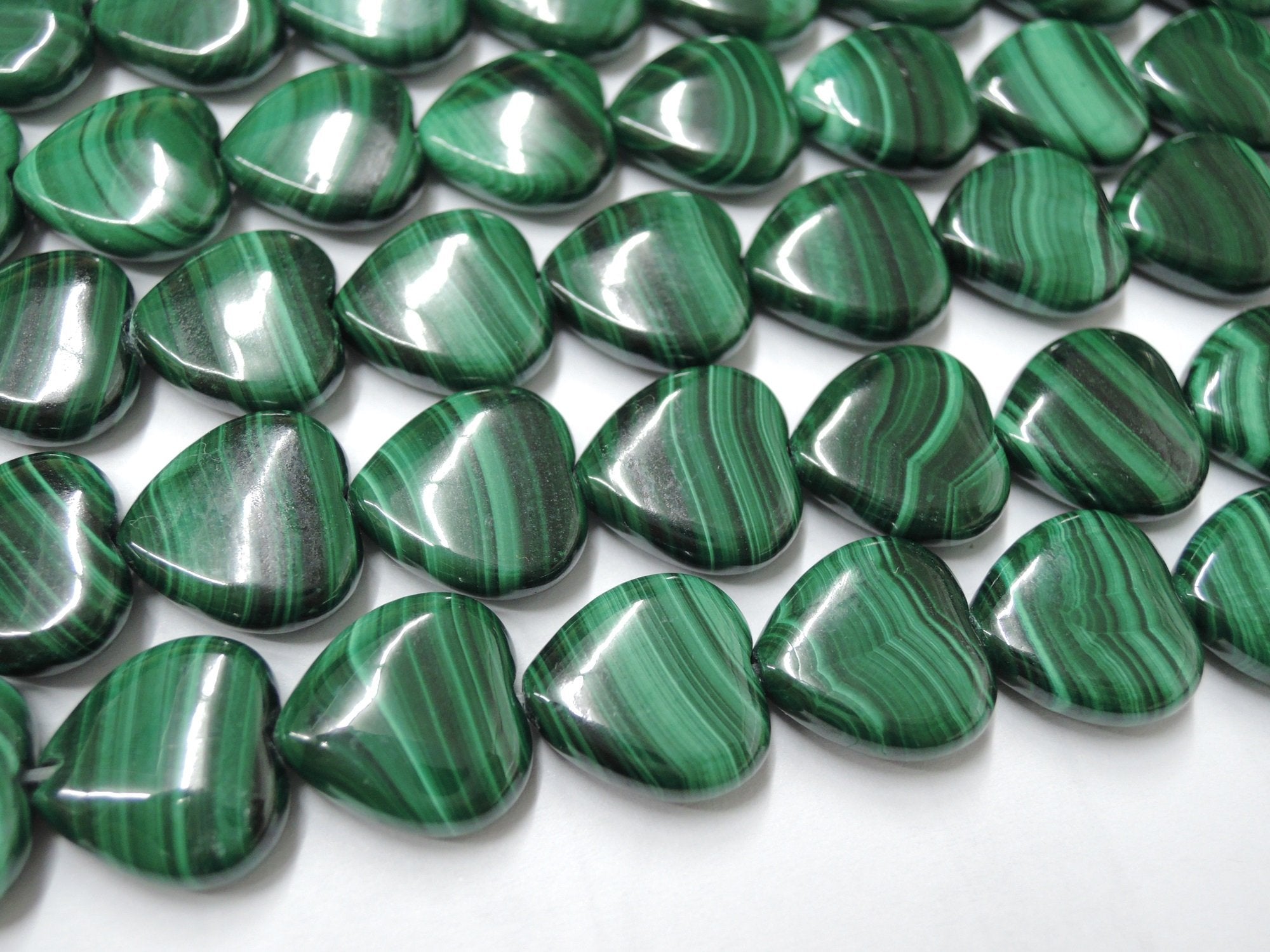 Malachite - Heart- beads supplier