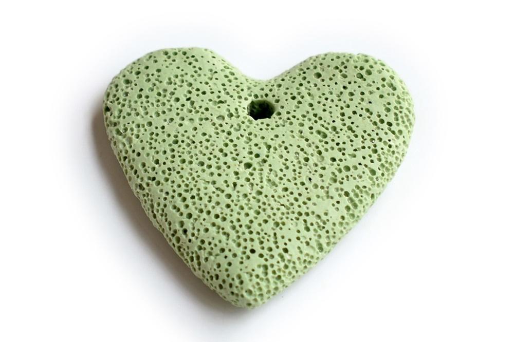 4PCS 48x50mm green Lava Heart Gemstone pendant