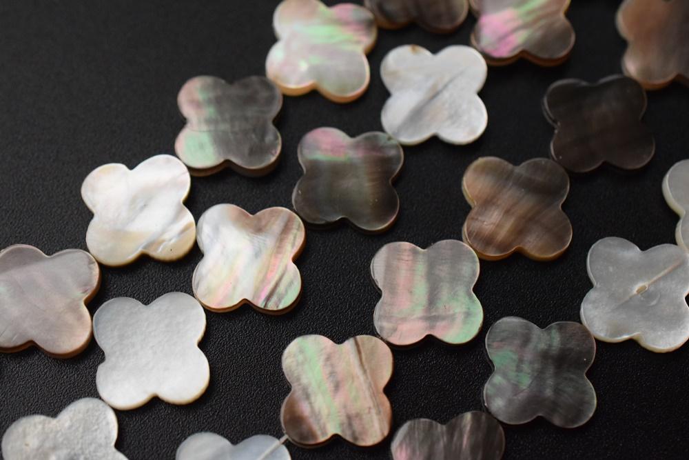 15.5" 10mm Black Mother Of Pearl/shell four leaf clover scallop/quatrefoil beads