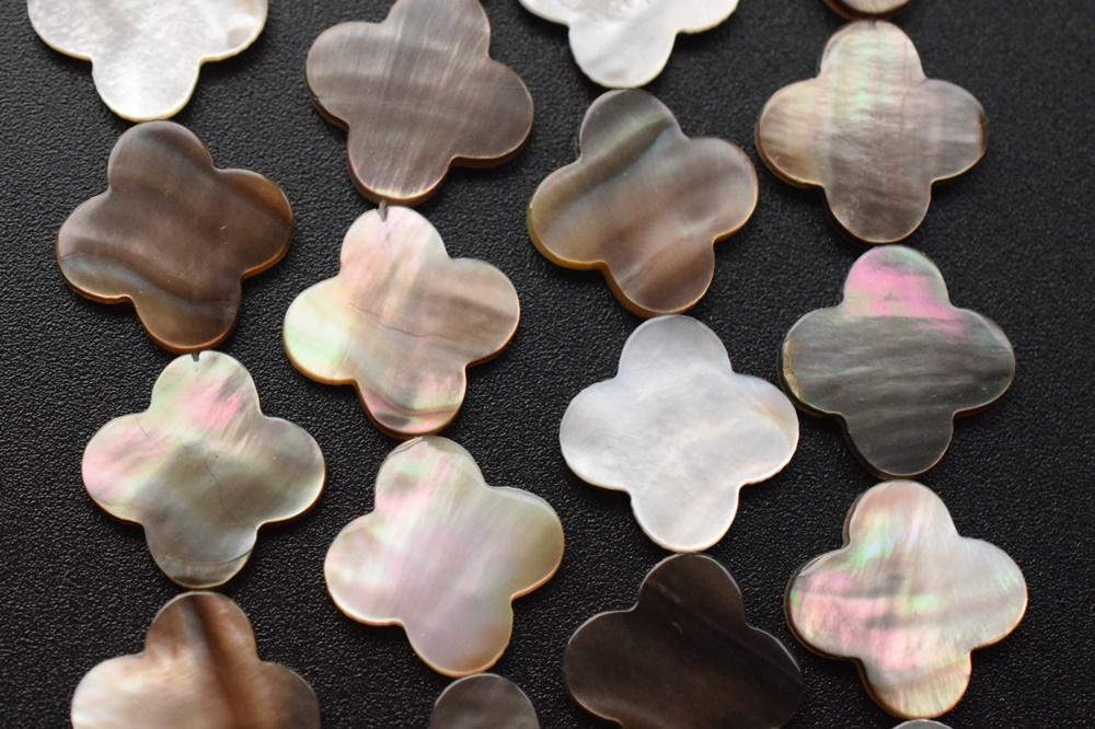 15.5" 6mm/8mm Black Mother Of Pearl/shell four leaf clover scallop/quatrefoil beads
