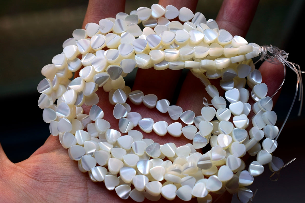 15.5" 6mm Natural white mother of pearl/MOP flat heart Beads