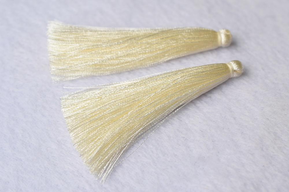 10PCS 6.5cm High Quality Ivory beige Handmade silky Thread Tassels